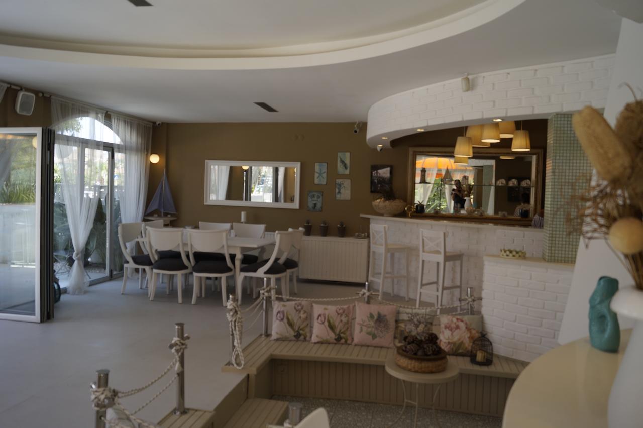 Marina Sahil Hotel Çeşme Kültér fotó